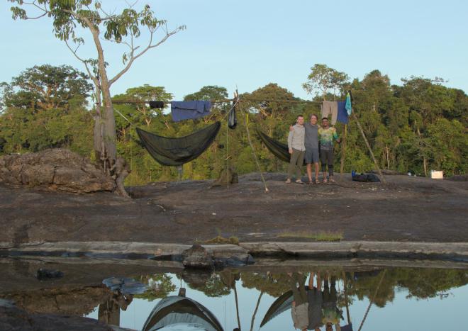 Group picture of the overnighter on the river bank